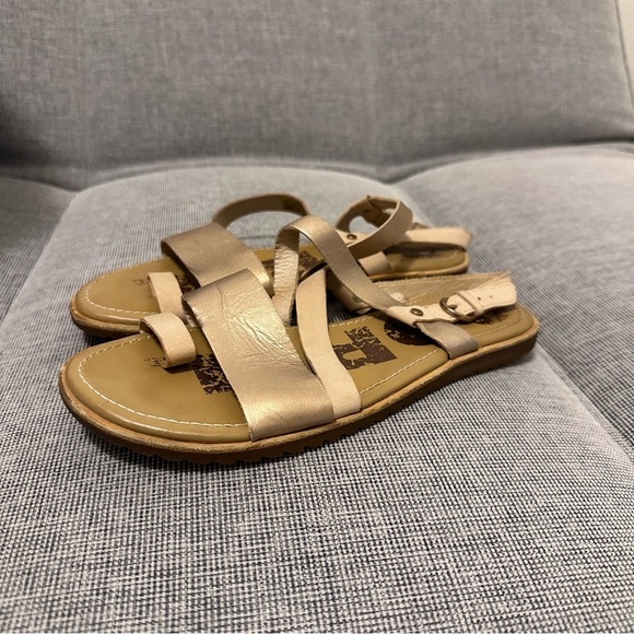 Sorel Ella Criss Cross Toe Loop Sandals Leather Adjustable Size 8 Women’s - Picture 2 of 7
